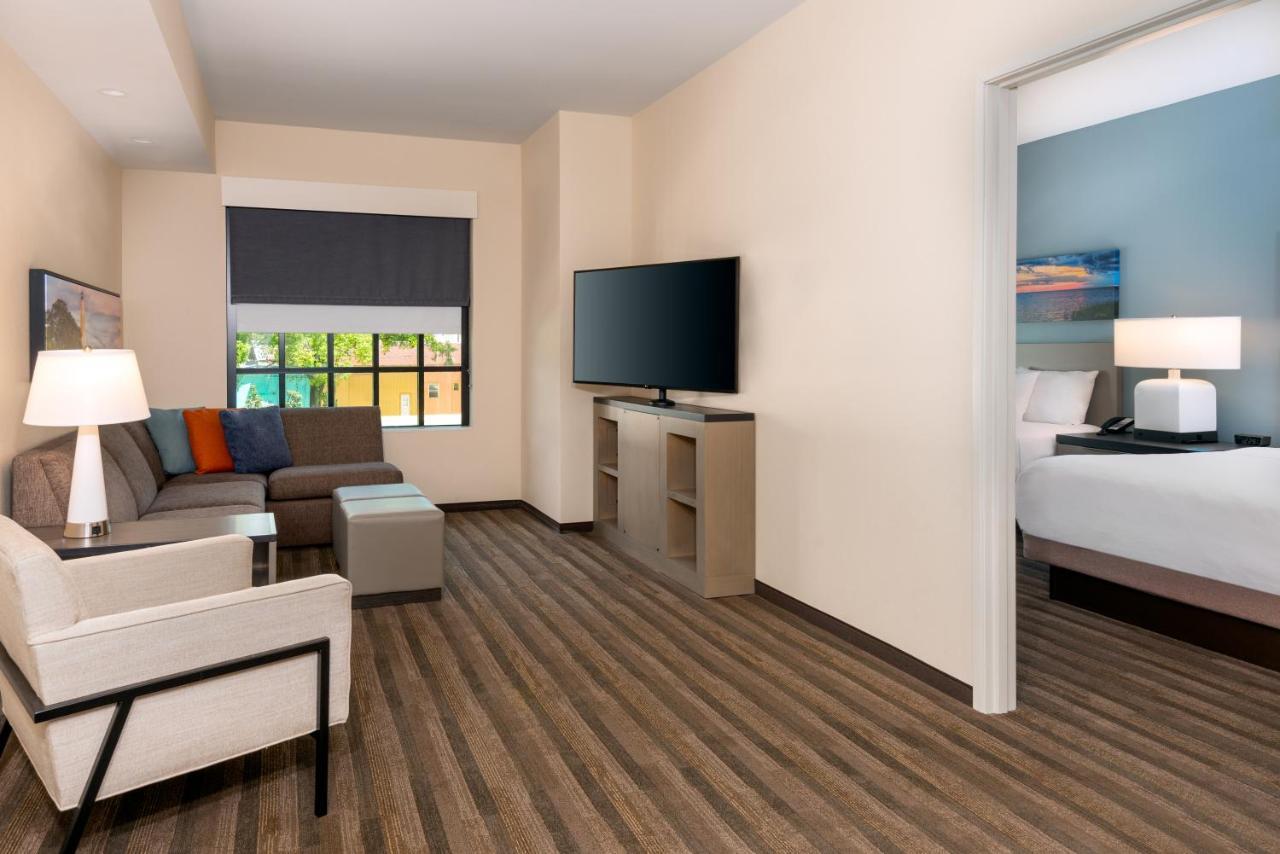 Hyatt House Capitol Hotel